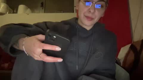 Sarrah online show from January 26, 2025, 8:23 pm