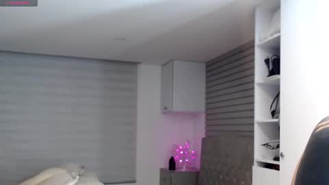 Snapshot of sasha_baby69 chatting on September 28, 2025, 1:44 am yesica online show from September 28, 2025, 1:44 am