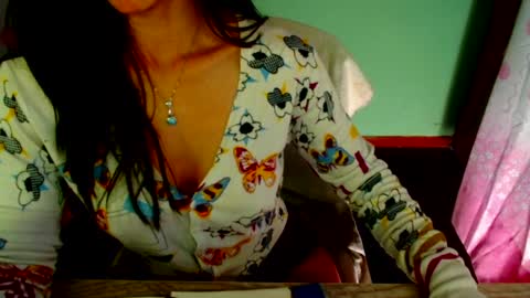 Snapshot of sasha_spears chatting on December 17, 2024, 3:17 pm sasha_spears online show from December 17, 2024, 3:17 pm