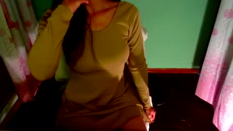 Snapshot of sasha_spears chatting on December 18, 2024, 3:22 pm sasha_spears online show from December 18, 2024, 3:22 pm