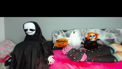 Snapshot of sasha_start chatting on October 3, 2025, 1:35 am sasha start online show from October 3, 2025, 1:35 am