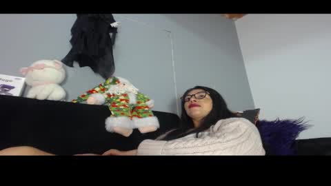 sasha start online show from November 19, 2025, 5:46 pm