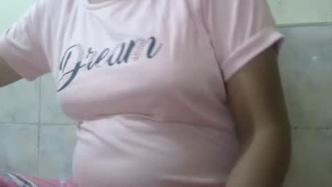 sasha_unlimtd online show from November 25, 2025, 2:17 pm