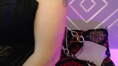 Snapshot of sashabluex chatting on October 5, 2025, 9:51 am sashabluex online show from October 5, 2025, 9:51 am