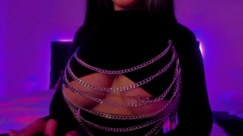 Snapshot of sashachase chatting on January 9, 2025, 5:54 pm Sasha online show from January 9, 2025, 5:54 pm