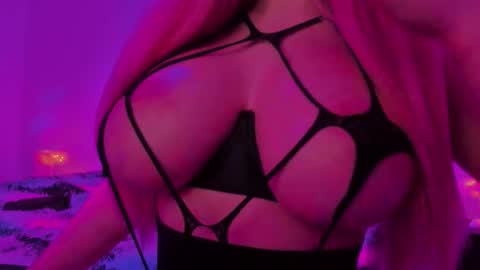 Snapshot of sashachase chatting on September 24, 2025, 2:04 am Sasha online show from September 24, 2025, 2:04 am