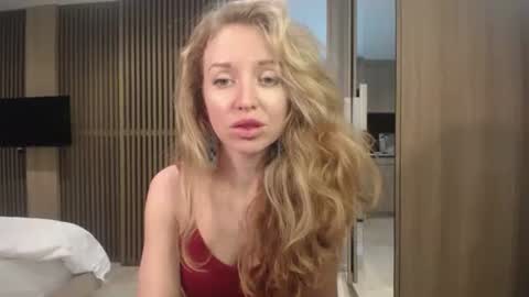 Snapshot of sashasweetsasha chatting on October 25, 2025, 8:00 am Sasha online show from October 25, 2025, 8:00 am