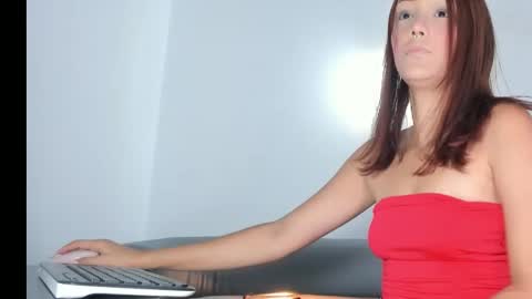 sashawhitee online show from January 15, 2026, 7:06 pm
