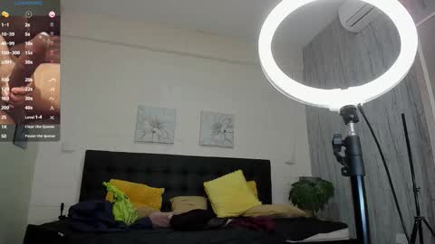 Snapshot of sashhalux22 chatting on December 1, 2025, 2:16 am SashhaLux22 online show from December 1, 2025, 2:16 am