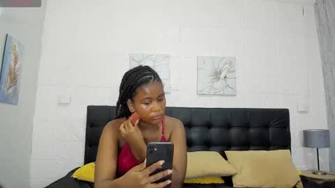 Snapshot of sashhalux22 chatting on January 12, 2026, 4:18 am SashhaLux22 online show from January 12, 2026, 4:18 am