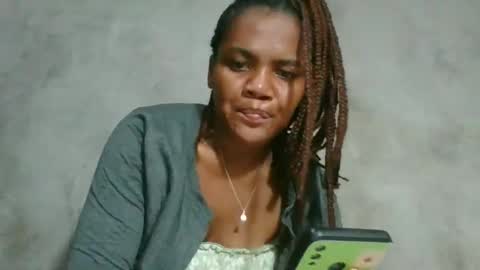 Snapshot of sasivia08 chatting on February 9, 2026, 6:39 am sasivia08 online show from February 9, 2026, 6:39 am