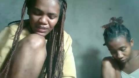 Snapshot of sasivia08 chatting on February 12, 2026, 9:37 am sasivia08 online show from February 12, 2026, 9:37 am