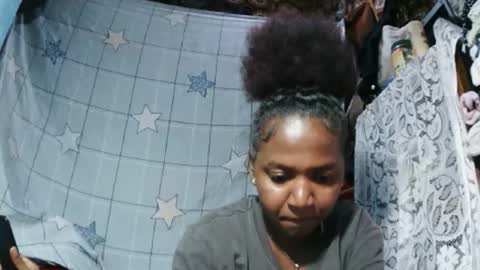 sasivia08 online show from May 12, 2026, 6:38 pm
