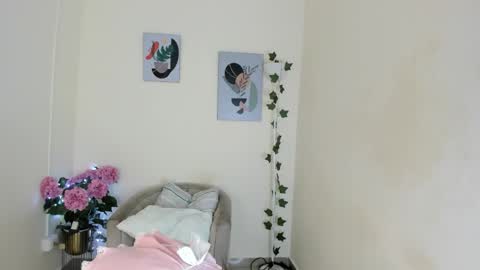 saski martell online show from February 23, 2026, 3:37 am