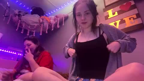 Snapshot of sassyseductive chatting on April 27, 2026, 3:15 am sassyseductive online show from April 27, 2026, 3:15 am