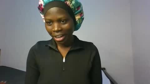 sassytannia online show from March 1, 2026, 1:24 pm