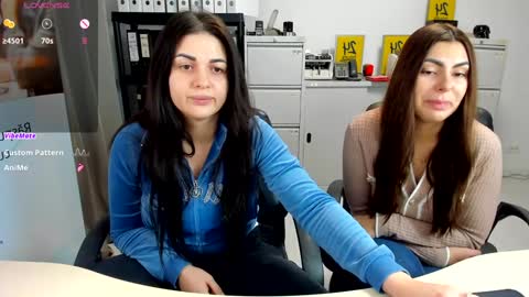 Snapshot of sassytiff chatting on December 23, 2024, 3:44 pm sassytiff online show from December 23, 2024, 3:44 pm