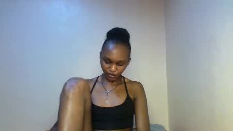 Snapshot of sasy_tina chatting on February 25, 2026, 10:19 pm Tina online show from February 25, 2026, 10:19 pm