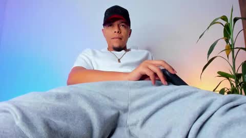 Snapshot of satanas_333 chatting on November 12, 2025, 7:42 am online show from November 12, 2025, 7:42 am