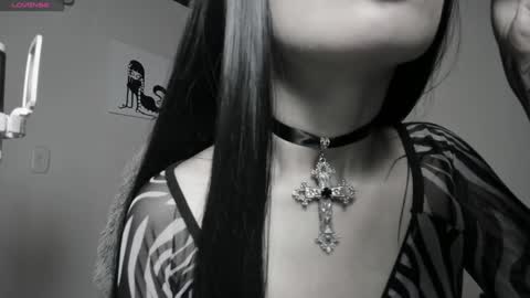    im expecting 300 thumbs up on my altar online show from January 17, 2025, 9:50 pm