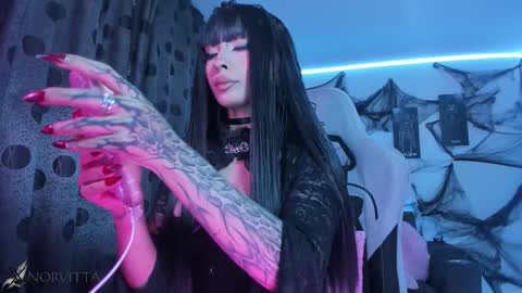    im expecting 300 thumbs up on my altar online show from October 29, 2025, 10:55 pm