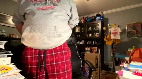 Snapshot of satinpantyboy23 chatting on February 7, 2026, 4:27 am satinpantyboy23 online show from February 7, 2026, 4:27 am