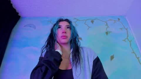 Saturnooo online show from November 14, 2025, 6:01 am