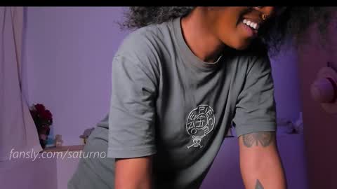 saturno_vibes online show from September 26, 2025, 9:46 am