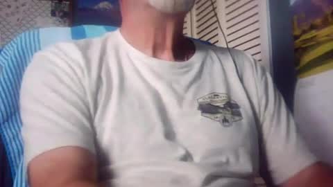 Snapshot of satyr64 chatting on July 1, 2026, 4:40 pm satyr64 online show from July 1, 2026, 4:40 pm