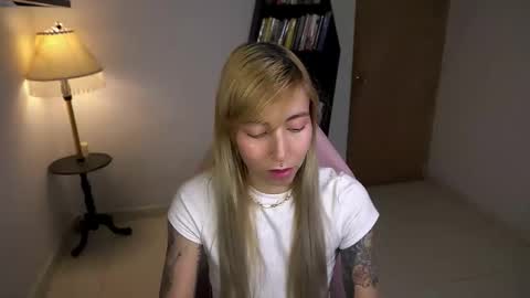 I AM JENN  online show from March 15, 2026, 11:22 pm