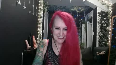 Snapshot of saucysky chatting on January 15, 2025, 11:08 pm SaucySky online show from January 15, 2025, 11:08 pm