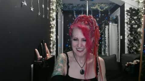 Snapshot of saucysky chatting on February 21, 2025, 11:54 pm SaucySky online show from February 21, 2025, 11:54 pm