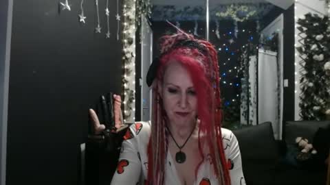 Snapshot of saucysky chatting on February 23, 2025, 9:16 pm SaucySky online show from February 23, 2025, 9:16 pm