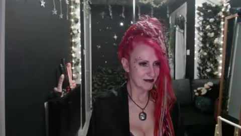 Snapshot of saucysky chatting on September 12, 2025, 8:20 pm SaucySky online show from September 12, 2025, 8:20 pm