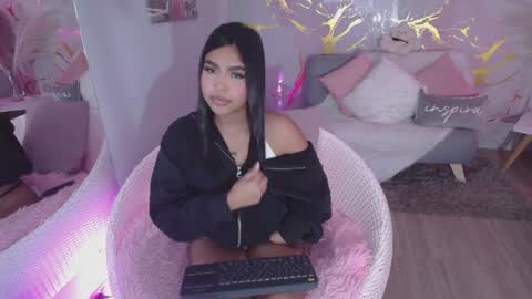 sauvage lia  online show from August 7, 2026, 4:47 am