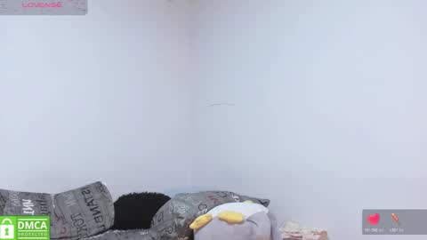 savage_desire69 online show from February 10, 2026, 1:37 pm