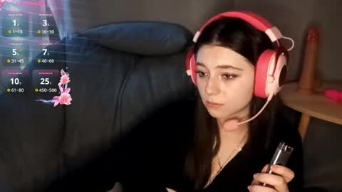 Snapshot of savannasotos chatting on October 15, 2025, 3:56 pm Sophie online show from October 15, 2025, 3:56 pm