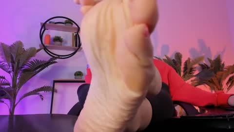 save the qween online show from February 3, 2025, 10:14 am