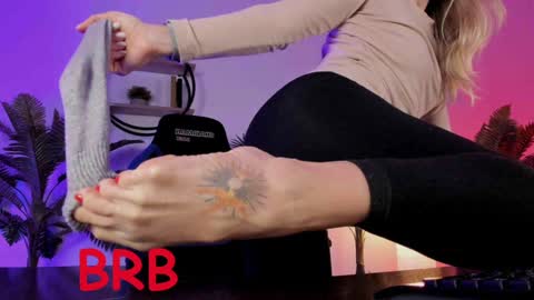 save the qween online show from February 7, 2025, 8:22 am