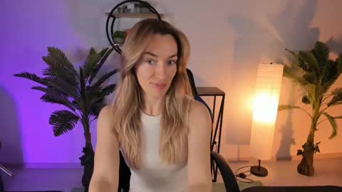 save the qween online show from February 17, 2025, 5:14 am