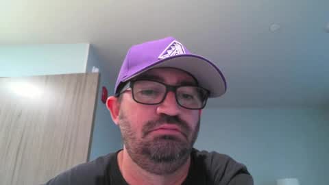 savoryribeye26 online show from July 24, 2026, 2:31 am