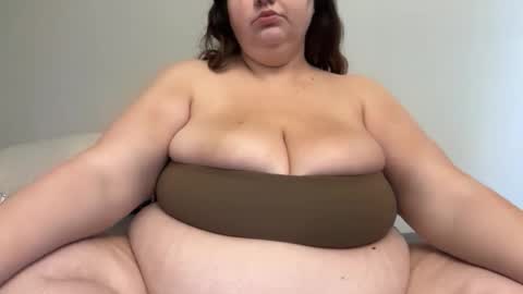 Snapshot of savrenee1 chatting on February 13, 2026, 9:44 pm Lexi online show from February 13, 2026, 9:44 pm