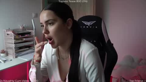 Naomi online show from April 14, 2026, 4:13 pm