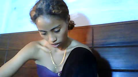 sayaah01 online show from July 15, 2026, 12:54 pm