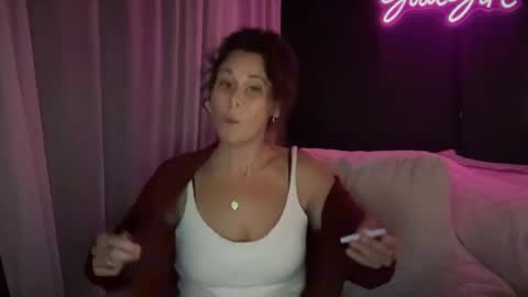 Good Girls Say Please...and Thank You online show from January 7, 2025, 5:01 am