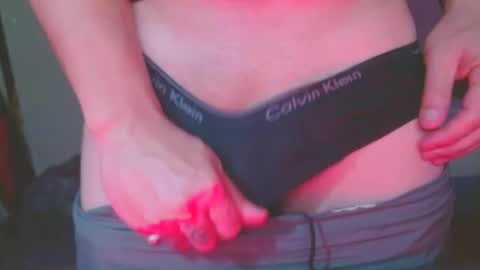 Snapshot of sbutter chatting on February 5, 2025, 12:20 am sbutter online show from February 5, 2025, 12:20 am