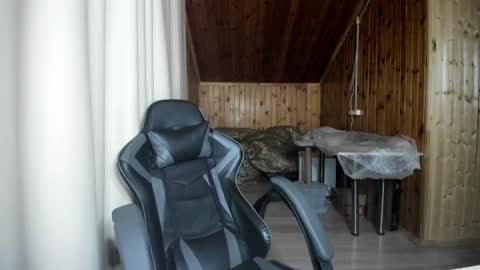 Snapshot of scandark chatting on January 3, 2025, 11:57 am scandark online show from January 3, 2025, 11:57 am