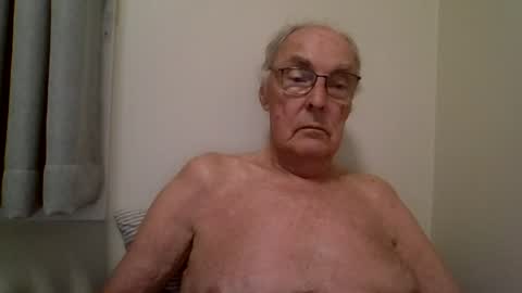 Snapshot of scandxx chatting on July 18, 2026, 3:00 am Scand online show from July 18, 2026, 3:00 am