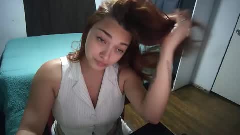 Snapshot of scarett_23 chatting on November 10, 2025, 8:41 pm scarett_23 online show from November 10, 2025, 8:41 pm