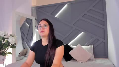 scarleett__1 online show from June 3, 2026, 12:41 pm